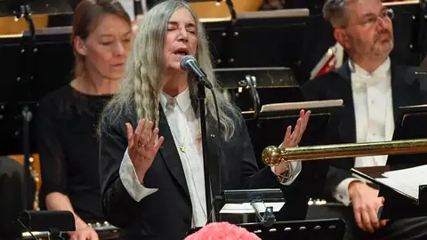 La cantante Patti Smith en la ceremonia de los Nobel en Estocolmo La cantante Patti Smith en la ceremonia de los Nobel en Estocolmo