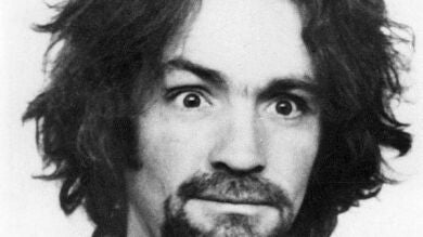 Muere Charles Manson, un anticristo superstar para el cine y la música