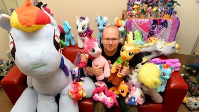 Bronies, los hombres muy hombres que flipan mucho con Mi Pequeño Pony