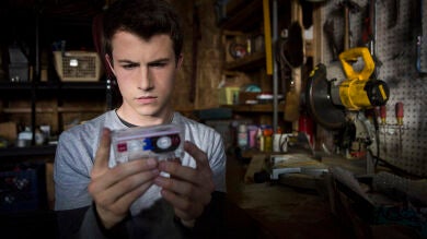 Cinco consejos para padres aterrorizados de que sus hijos vean 'Por trece razones'