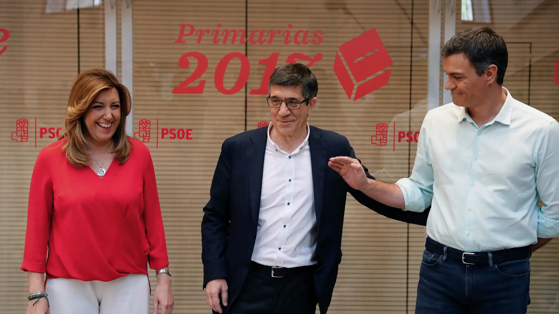 Susana Díaz, Patxi López y Pedro Sánchez, durante el debate de las primarias del PSOE
