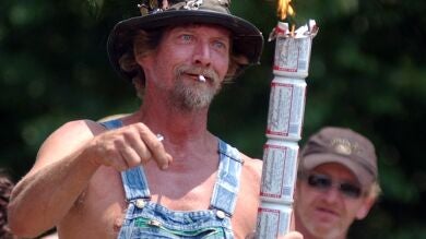 Blancos, pobres y radicales: Los votantes que todo partido de ultraderecha querría tener