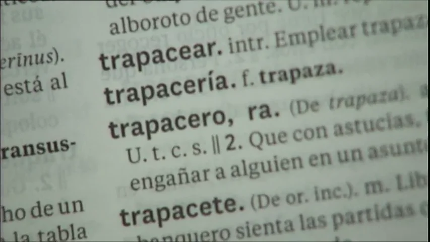 Palabras distintas para decir lo mismo Palabras distintas para decir lo mismo