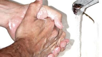 Orden, higiene, rituales: así es la vida de quien padece el trastorno obsesivo compulsivo (TOC)