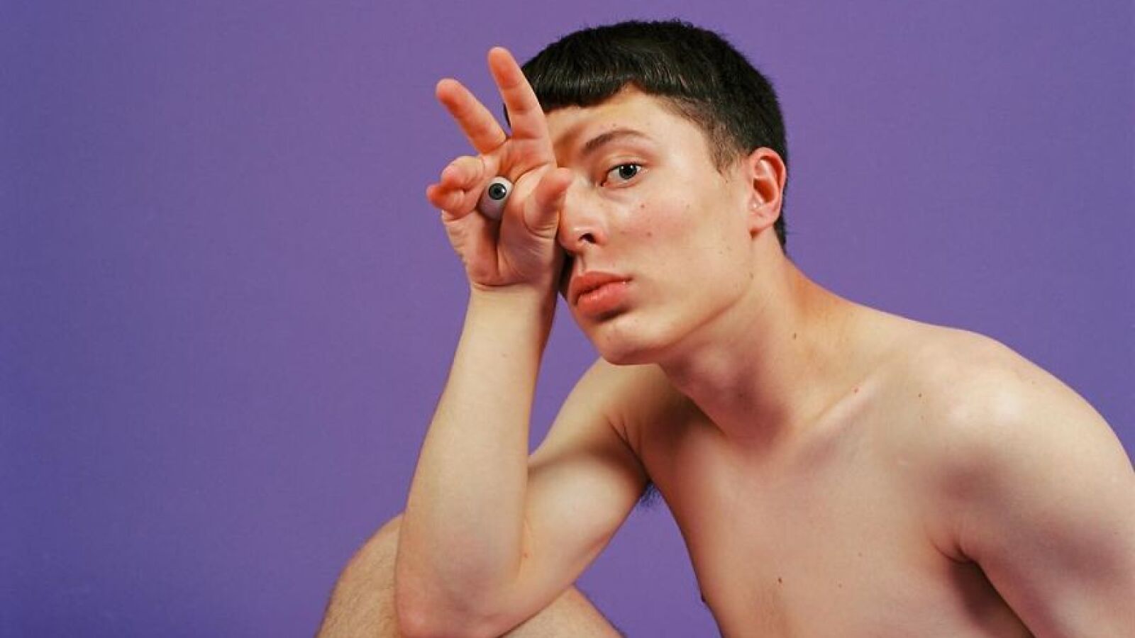 Este fotógrafo recoge cuerpos únicos como denuncia a los cánones de belleza