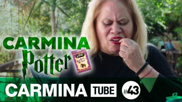 Carmina prueba las famosas 'grageas de todos los sabores' de Harry Potter