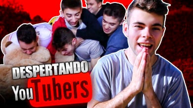 DualCoc despierta a youtubers con spray de olor a pedo