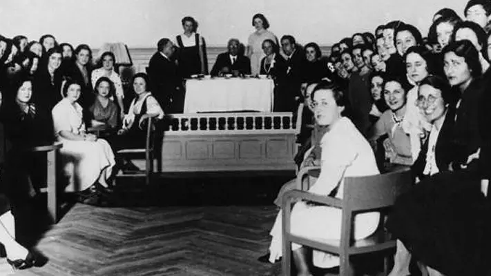 Fotograma del documental Luces de la enseñanza 1933 Facultad de Filosofía y Letras de Madrid