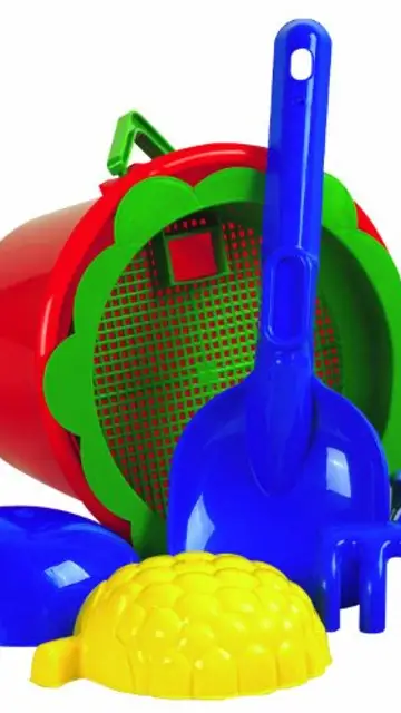 5jueguetesdeplaya.jpg 5jueguetesdeplaya