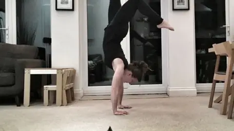 gatcat9.jpg Liopardo