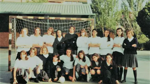 Jóvenes en la era anterior a internet Jóvenes en la era anterior a internet