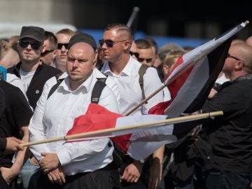 Miembros de organizaciones de extrema derecha y movimientos neonazis en Berl&iacute;n