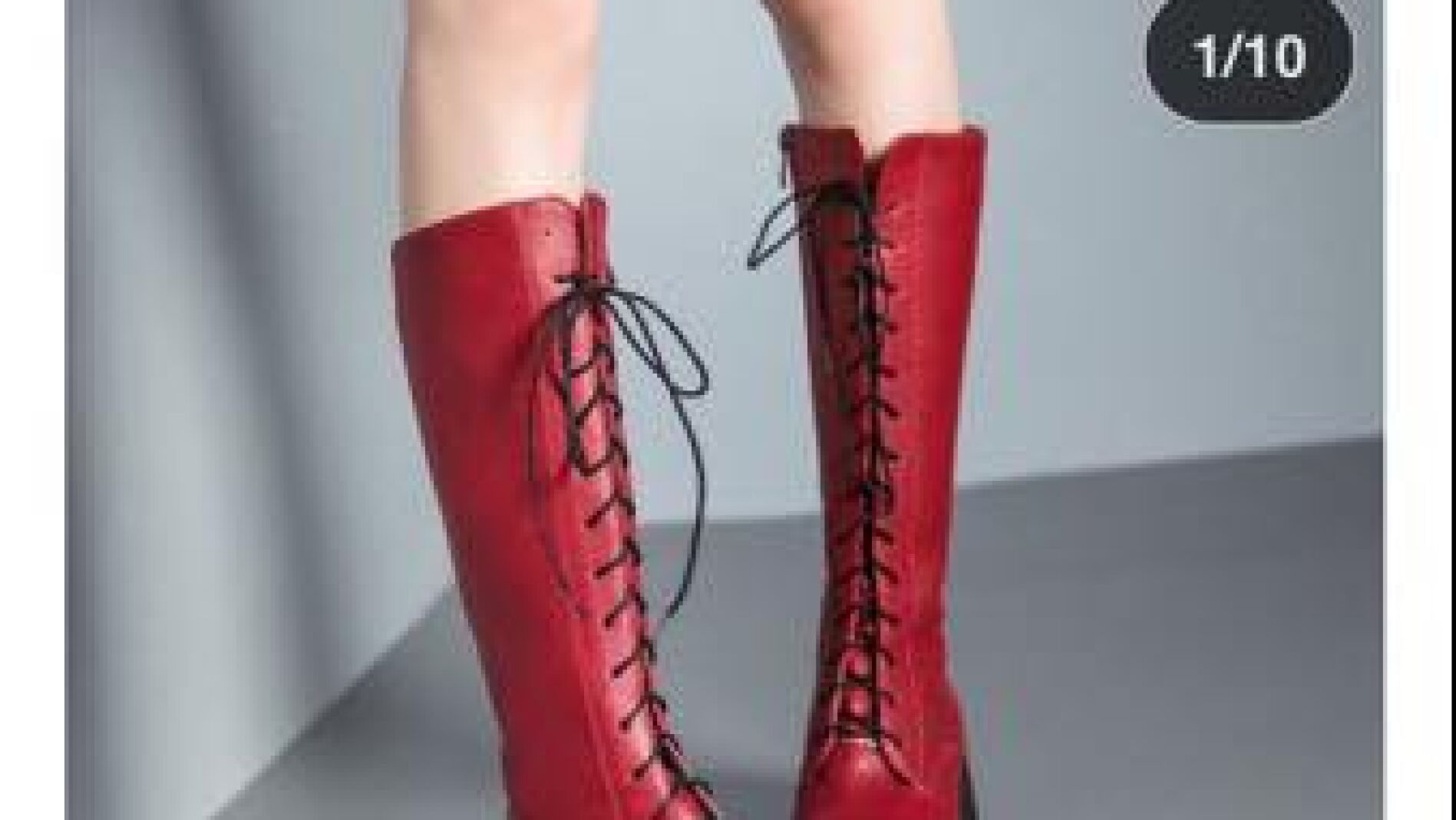Anuncio de botas rojas