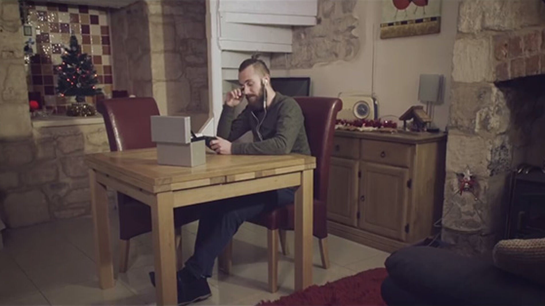 V&iacute;deo navide&ntilde;o de Phill Beastall