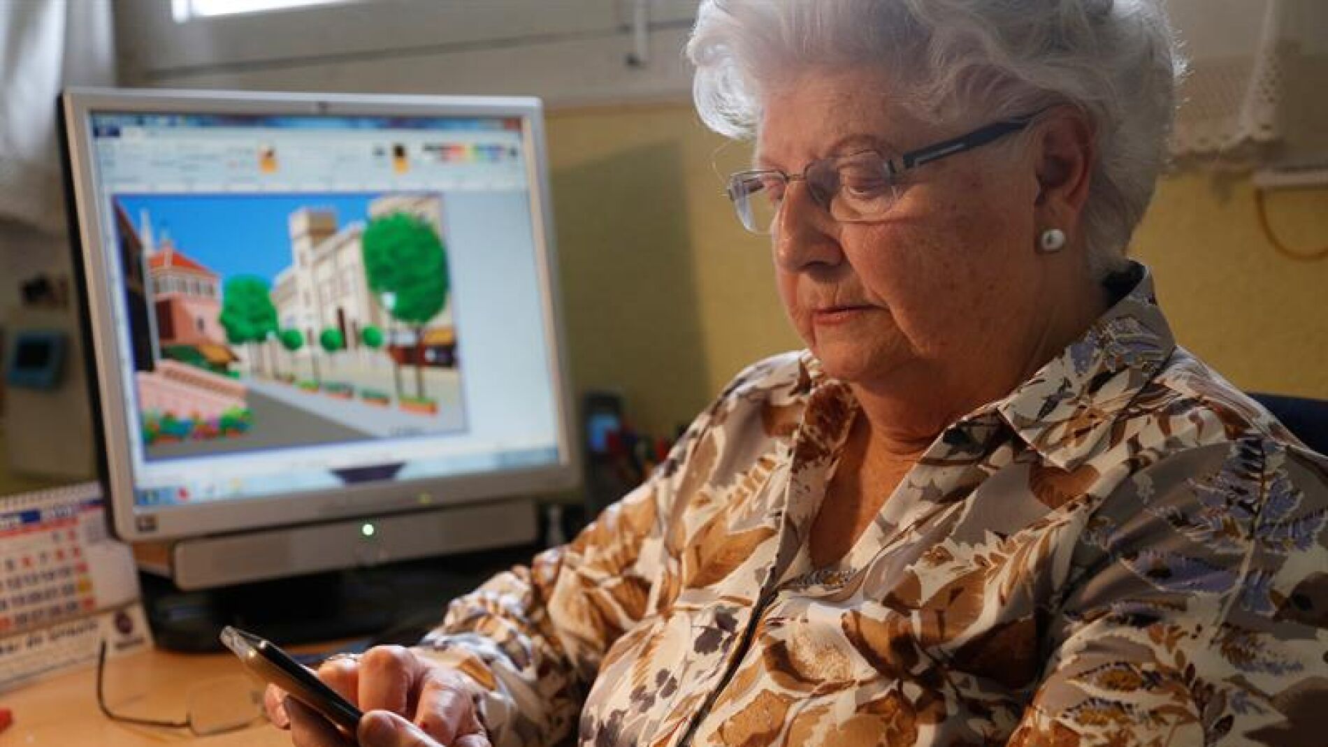 Concha, la abuela dibujante que conquista en Instagram