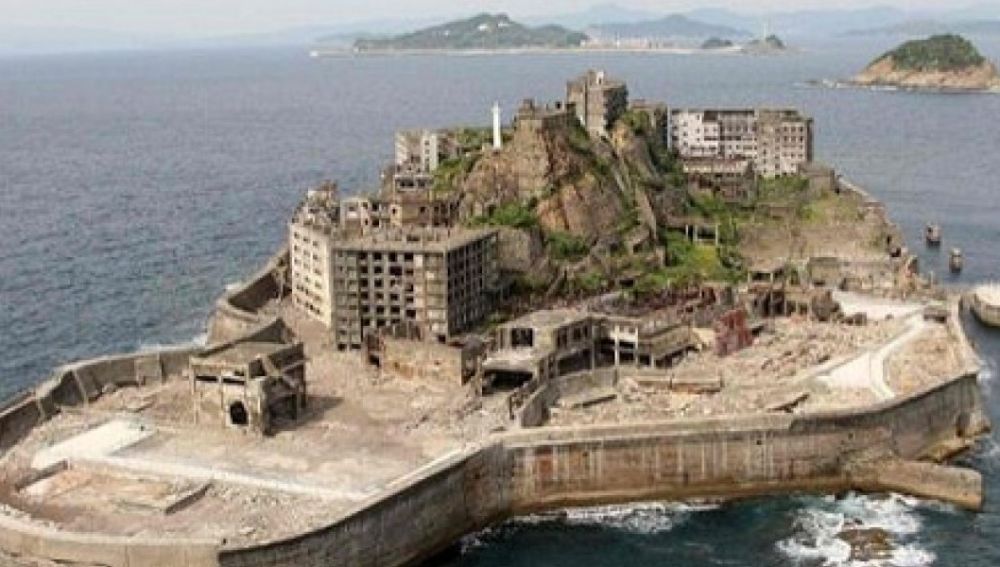 Cómo la superpoblada isla japonesa de Hashima se quedó sin un sólo ...