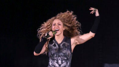 Así suena 'Tutu' de Camilo cantada por Shakira