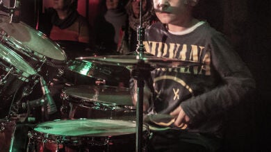 Así aprenden los niños y niñas en una escuela de rock
