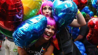 Pansexuales y bisexuales nos explican su propia lista de prejuicios