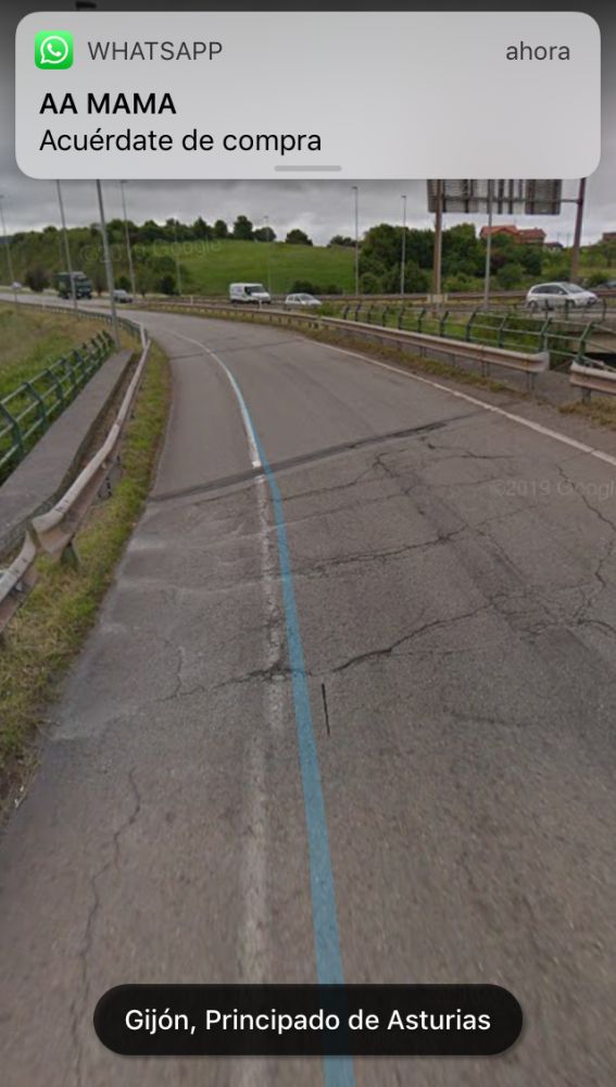 Acceso a autovía en estado lamentable. 