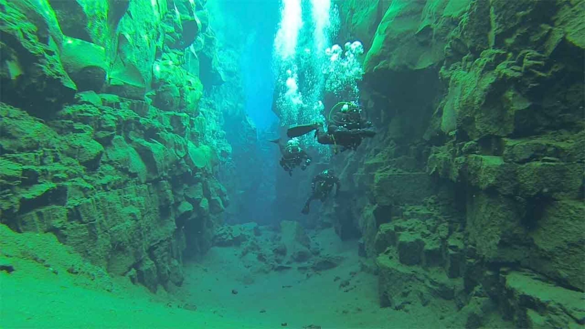 Buceando entre continentes