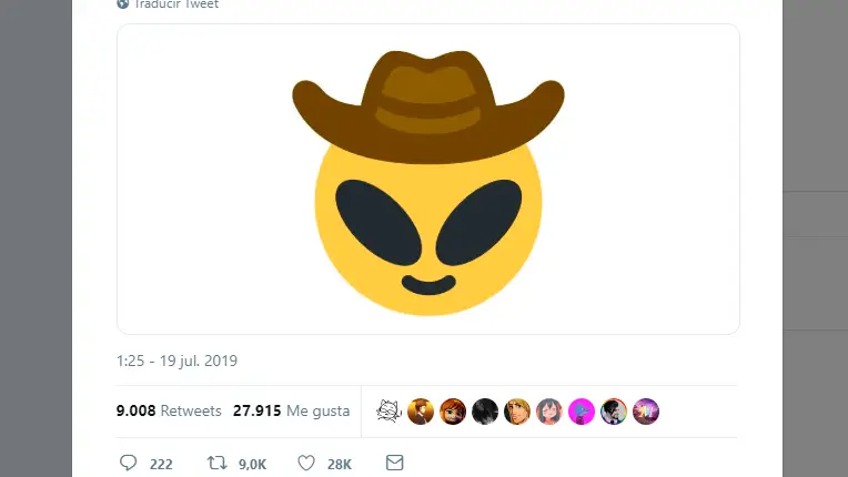 Emojis fusionados: alien + cowboy.