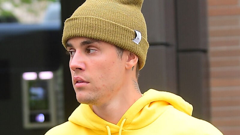 'Lonely' de Justin Bieber: el videoclip donde se muestra como un 'juguete roto' 