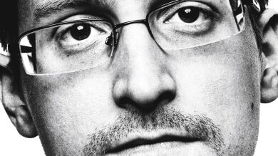 ‘Vigilancia permanente', las memorias en primera persona de Edward Snowden, uno de los hombres más buscados del mundo