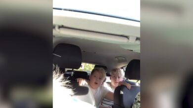 VÍDEO: Una madre les gasta una brutal broma a sus hijos y se vuelve viral