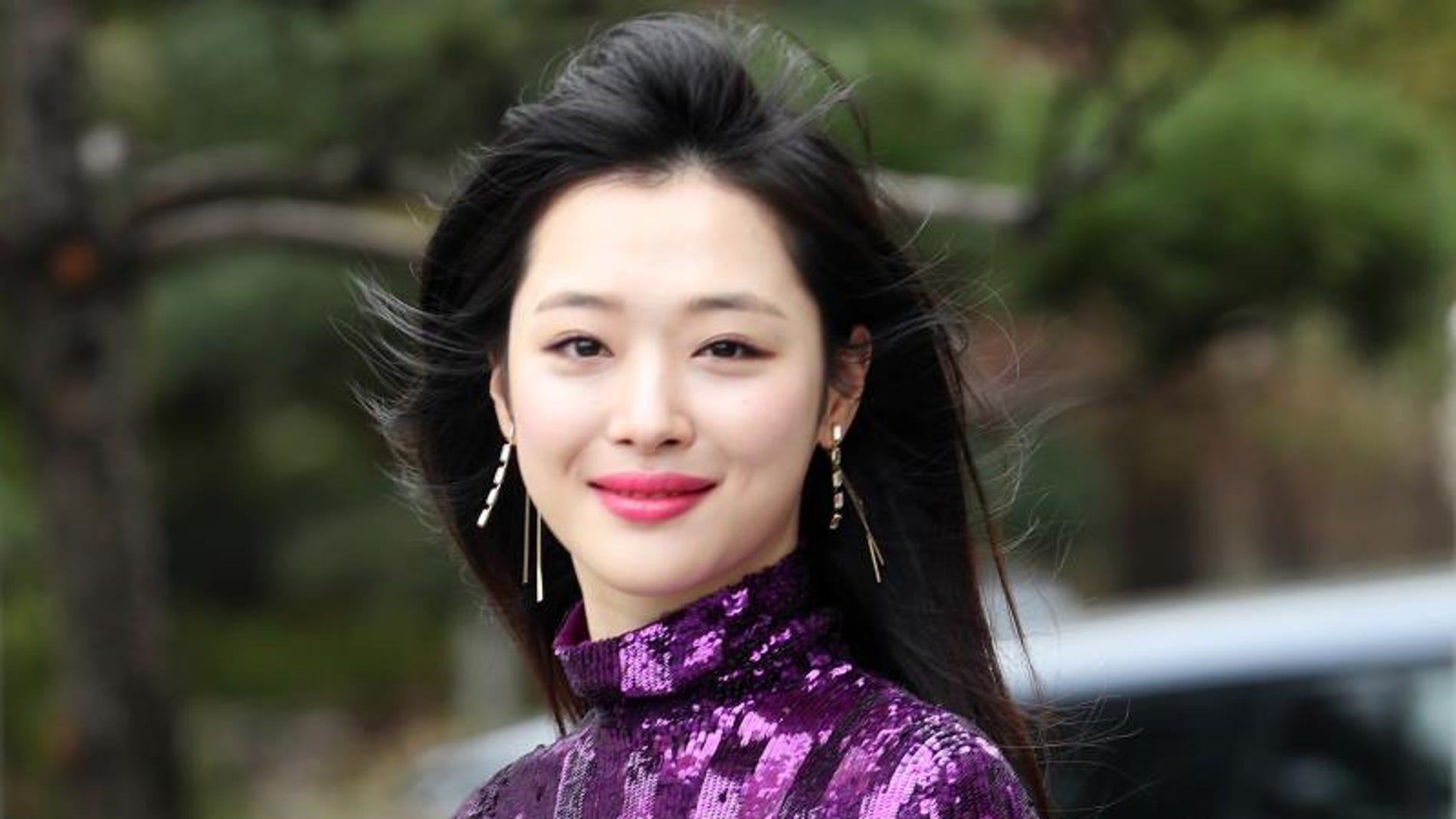 Sulli, cantante de K-Pop