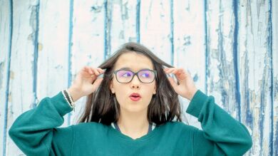 ¡Cuidado que te estampas! 5 razones para no quitarse las gafas