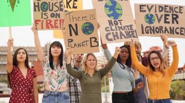 Una pequeña manifestación sobre el cambio climático