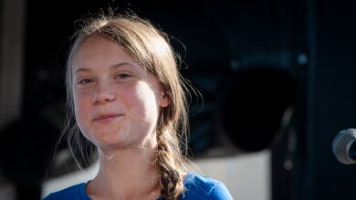 Descubren pruebas que demuestran que Greta Thunberg es una viajera en el tiempo mandada para salvarnos