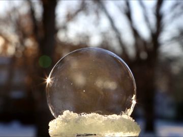 Así se congelan las burbujas