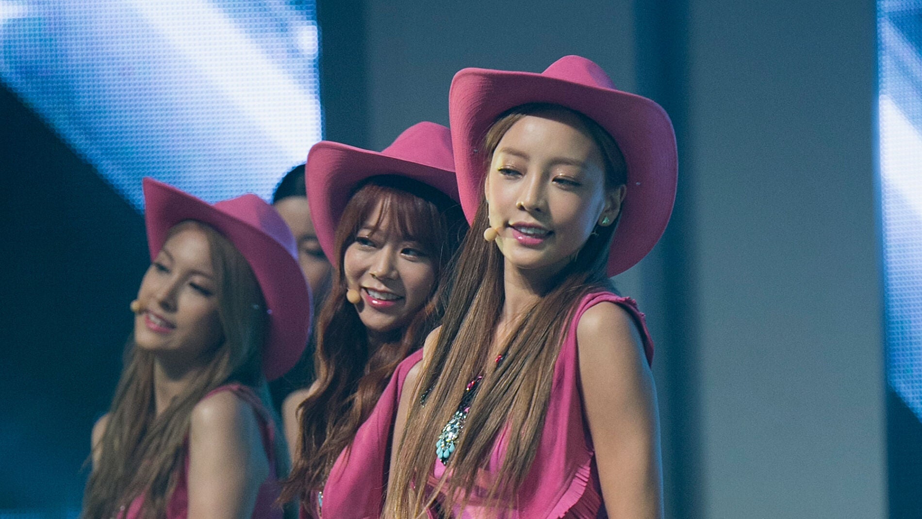 El grupo de K-pop Kara, con Hara en primer plano