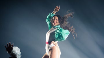 Rosalía de concierto en París