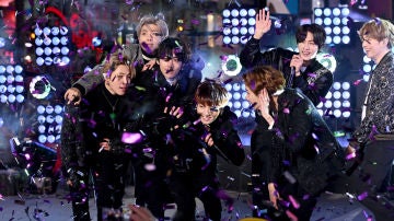 BTS actuando en Times Square