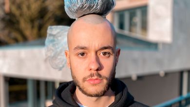 'El calvo de Brazzers' manda saludos a TheGrefg: 