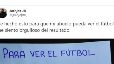 Dibuja un mando de la televisión con instrucciones para que su abuelo pueda ver el fútbol y todos lo aplauden