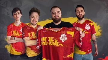 De izquierda a derecha: Ander Cortés, Antonio 'Reven' Pino, Ibai Llanos y Ernesto 'BarbeQ' Folch