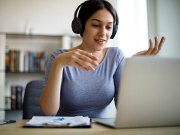 No todo el mundo sabe utilizar las videollamadas correctamente No todo el mundo sabe utilizar las videollamadas correctamente