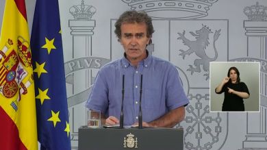 Fernando Simón se pone 'flamenco' en el montaje definitivo de Twitter
