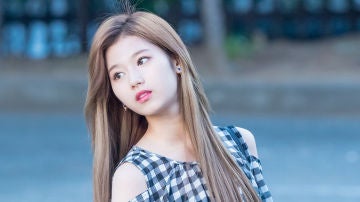 Sana Minatozaki, cantante de TWICE