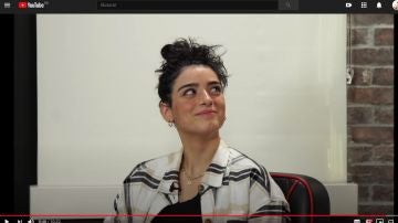 Dixie D'Amelio en el programa 'Jeff's Barbershop'