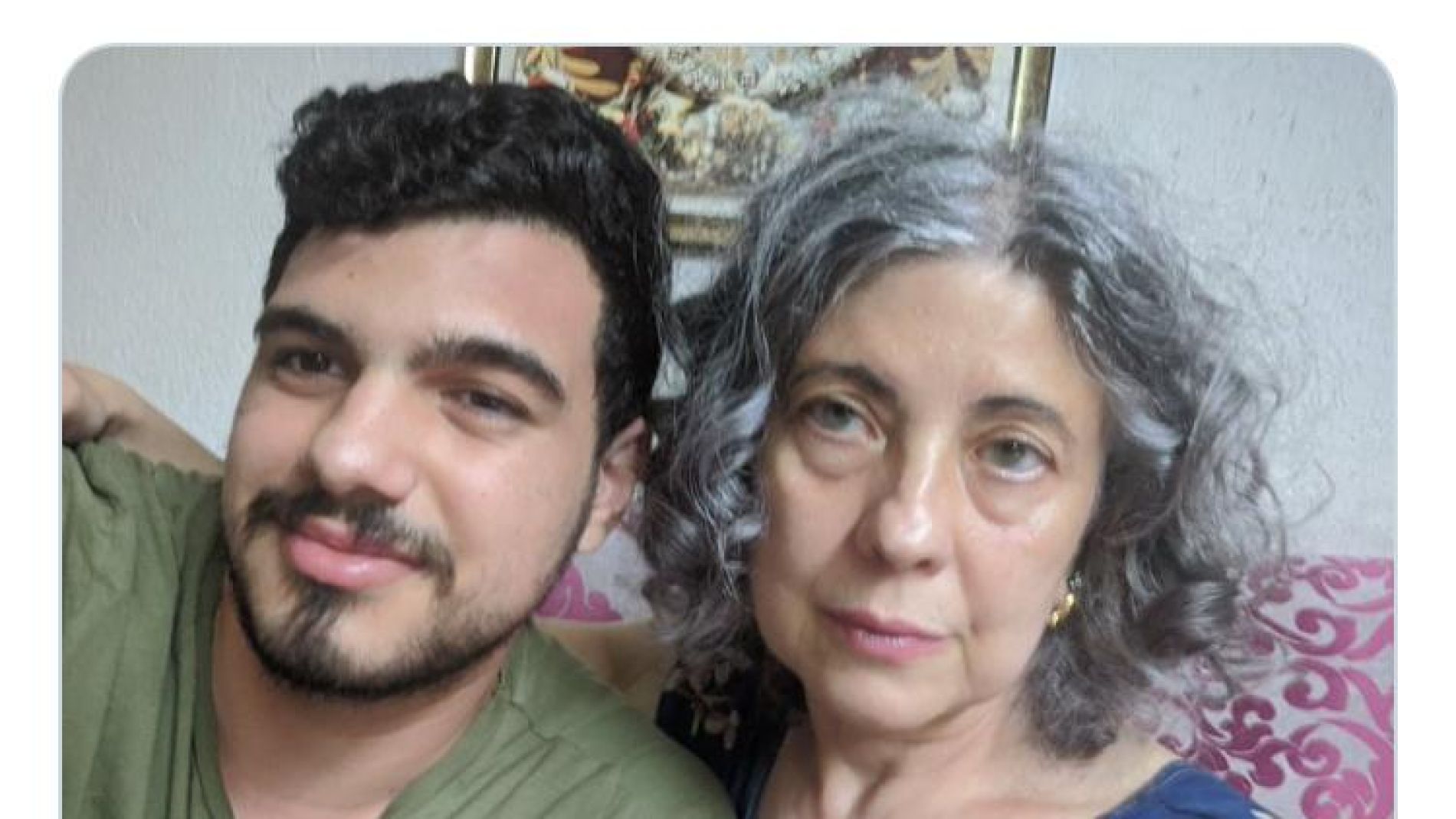 Jes&uacute;s y su madre Isabel, popularmente conocida como una de 'las vecinas de Valencia'