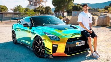 AlphaSniper reta a ByViruZz a una carrera con superdeportivos