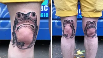 Tatuajes de ranas en las rodillas