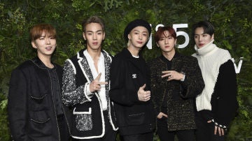 MONSTA X