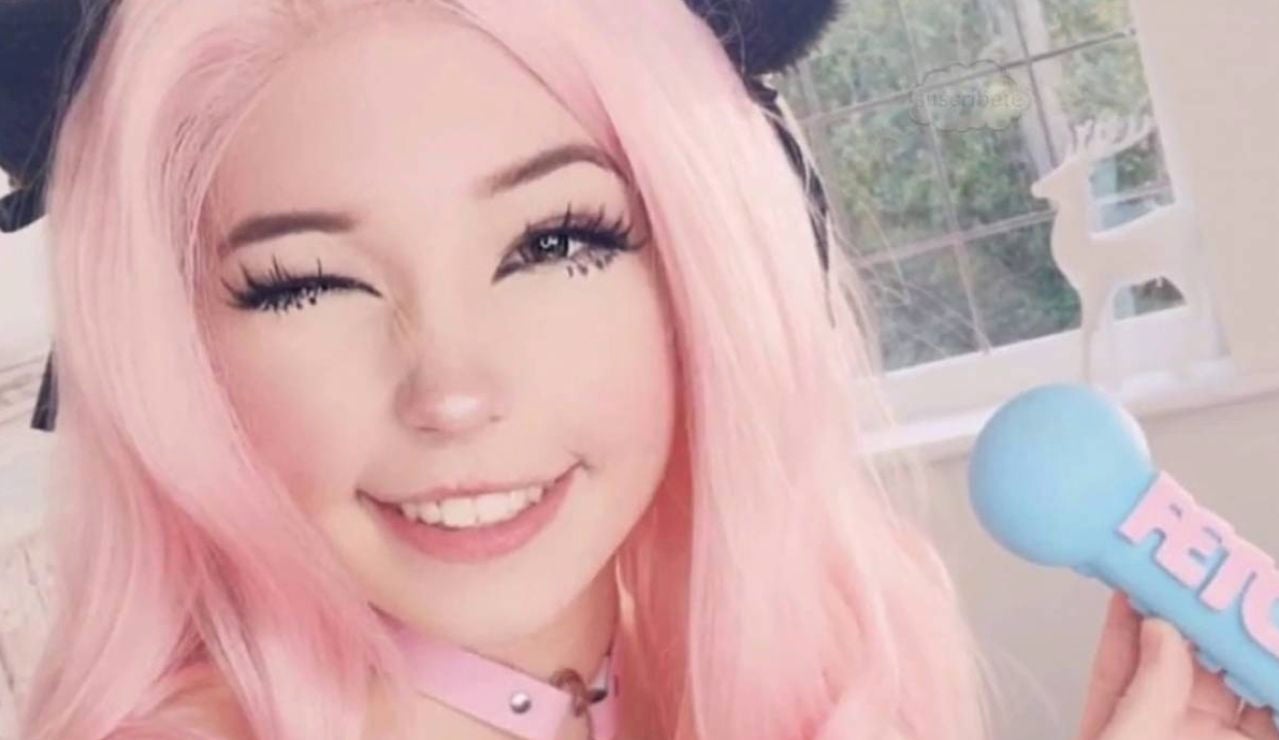 Delphine, cosplayer y vendedora de "agua gamer"
