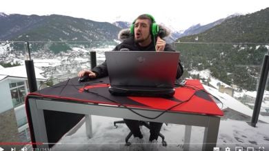 Jugando a Fornite a 10 grados bajo cero (y otras locuras de youtubers)